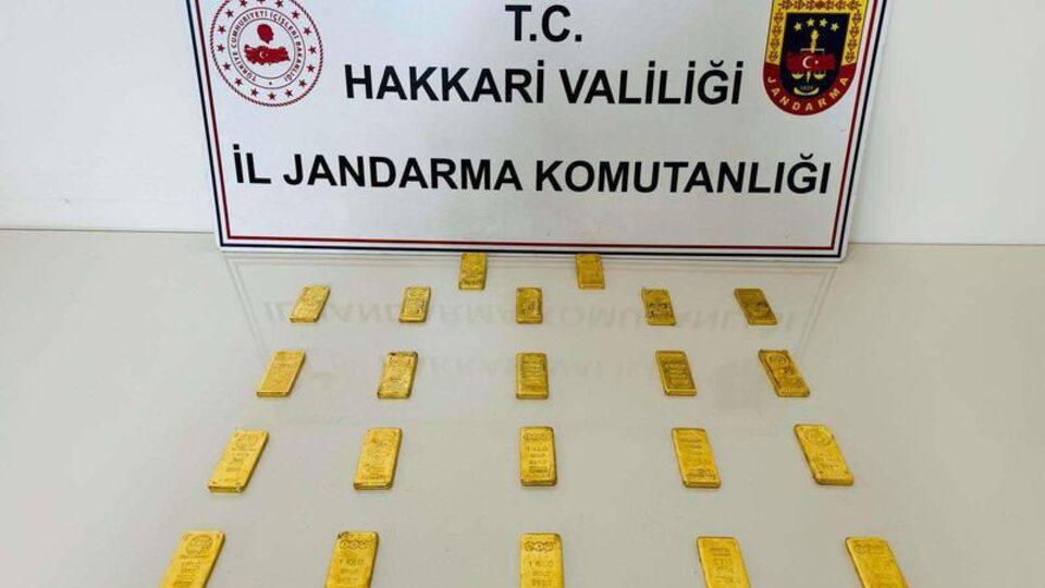 Hakkari'de 22 külçe altın ele geçirildi