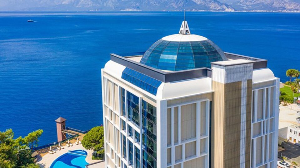 Antalya'da turizme iki yeni uluslararası marka