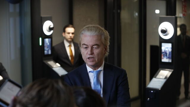 Geert Wilders'tan Feyza Altun'a destek