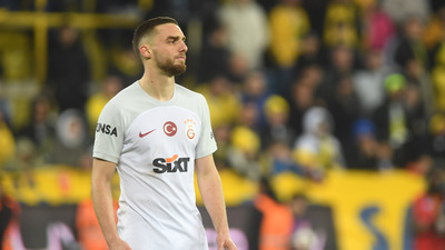 Berkan'a sol bek yaradı!