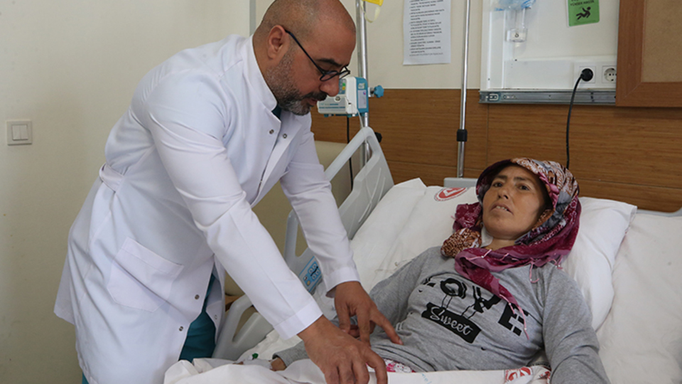 Böbrek hastası kadına 11 yıl sonra gelen mutluluk!