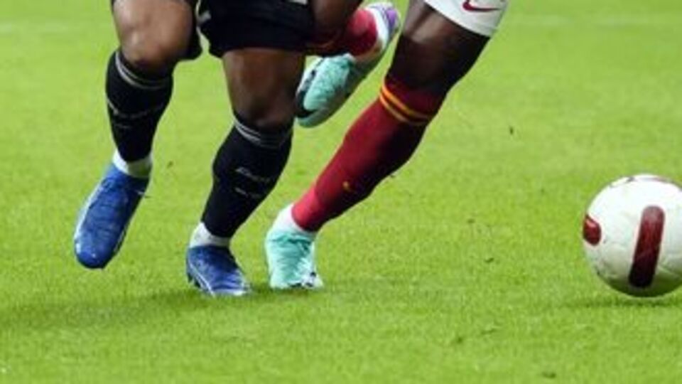 Derbi öncesi 12 oyuncu sınırda