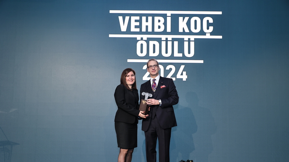 23. Vehbi Koç Ödülü'nün sahibi Kadın Hekimler Eğitime Destek Vakfı oldu