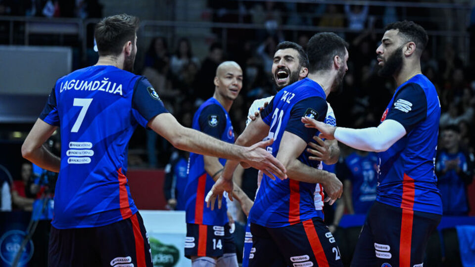 Halkbank turu zora soktu