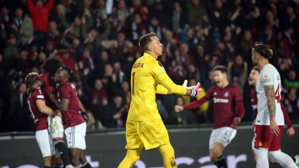 "Galatasaray özünü reddediyor"