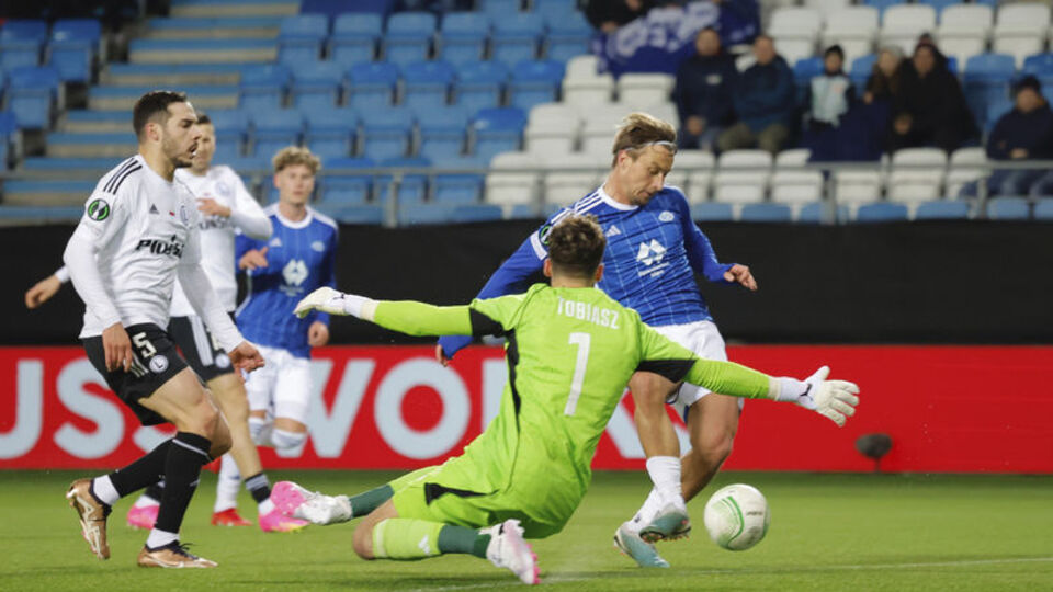 Molde, Polonya'da farka gitti!