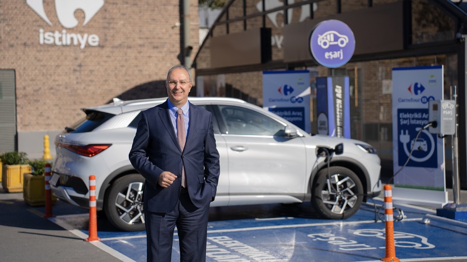 CarrefourSA 60 şarj istasyonuna ulaşacak