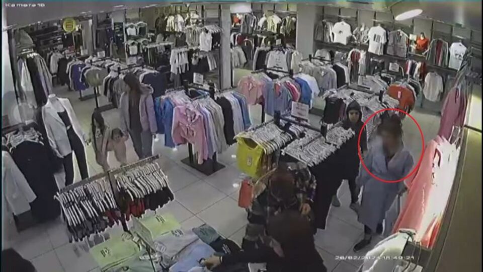 14 yaşında kız çocuğu! 50. suçunda tutuklandı!