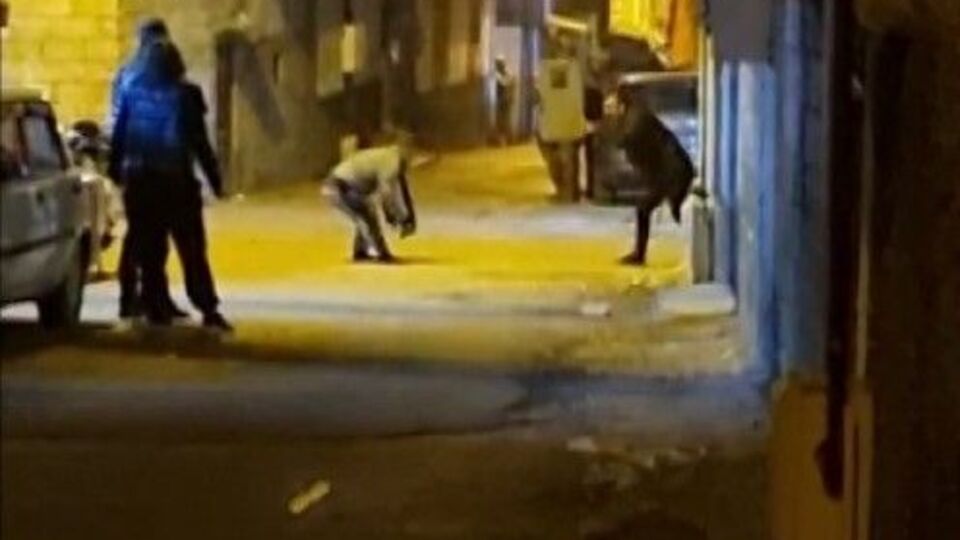 Emniyet amiri intiharı böyle önledi! O an kamerada!