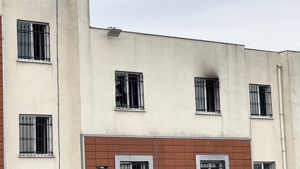 Çocuk Destek Merkezi'nde korkutan yangın!