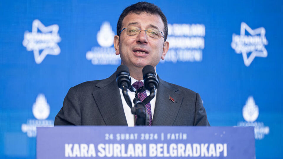 Siyasette davet polemiği sürüyor