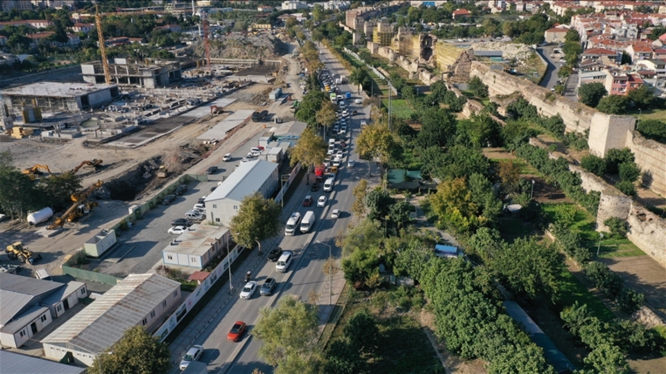 İstanbul'da bazı yollar trafiğe kapatılacak