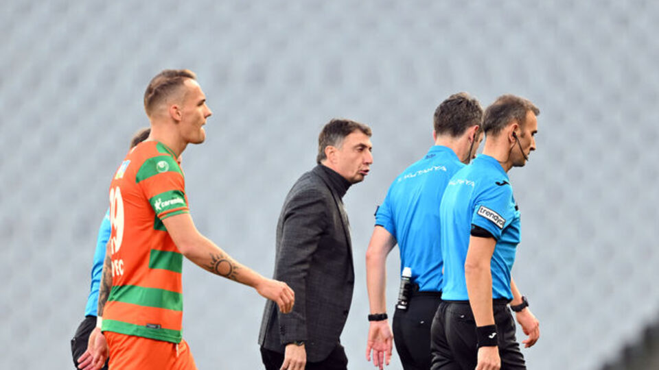 Şota Arveladze'den hakem tepkisi!