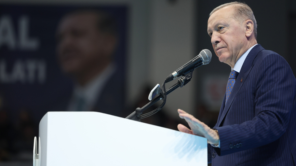 Cumhurbaşkanı Erdoğan: Korsan siyaset yapanlara izin vermeyiz
