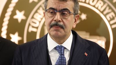 "Sınıf tekrarı ve devamsızlık affı" açıklaması