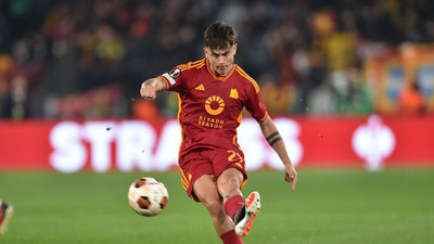 Roma'yı Dybala sırtladı!