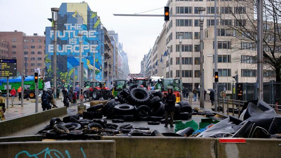 AB tarım bakanları toplantısı öncesi Brüksel'de gösteri: Avrupalı çiftçiler ne istiyor?