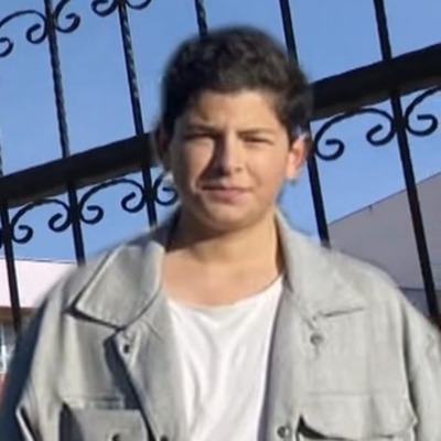  Öğrenci öğrenciyi öldürdü!