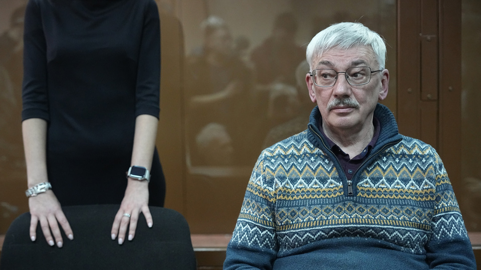 Rus insan hakları aktivistine hapis cezası