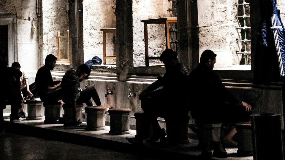 Oruçken nasıl abdest alınır?