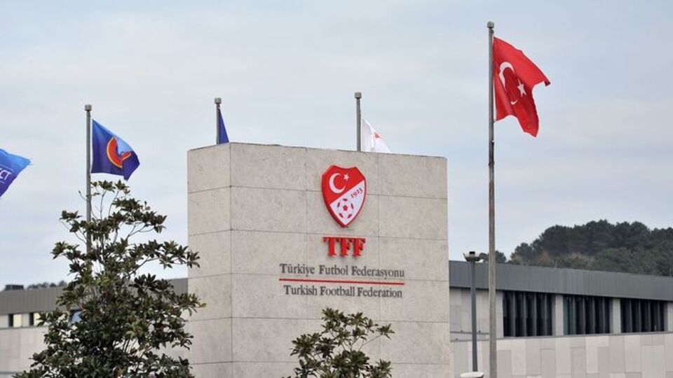 MHK Başkanı VAR Merkezi'ni aradı iddialarına yanıt!