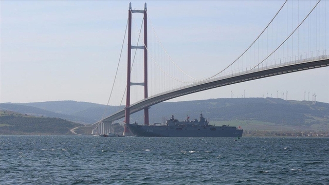 Çanakkale Boğazı transit gemi geçişlerine açıldı