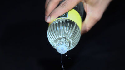 Kolonya koklamak orucu bozar mı?