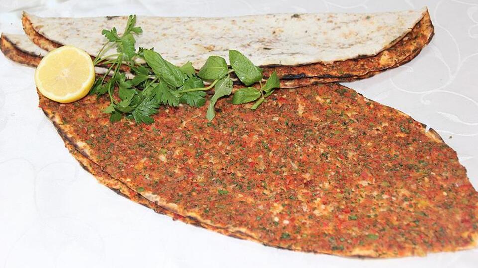 Lahmacun tarifi