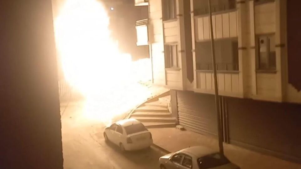 Sultangazi'de doğal gaz hattında patlama