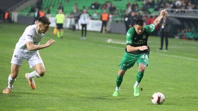 Sakaryaspor 2 golle kazandı