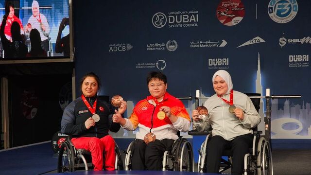 Sibel Çam, Dubai'de 2. oldu!