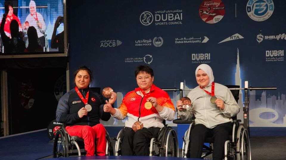 Sibel Çam, Dubai'de 2. oldu!