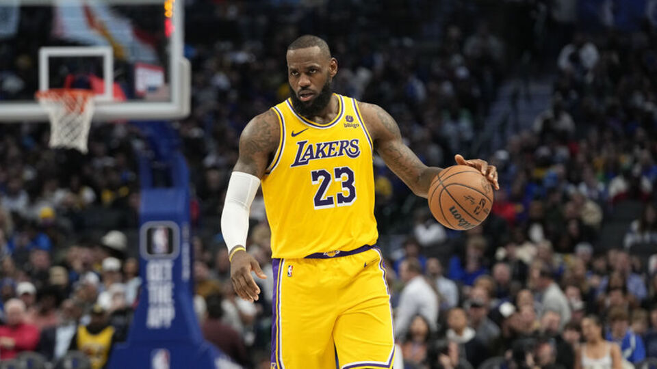 40 binler kulübünün ilk üyesi LeBron!