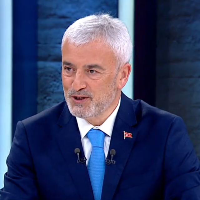 "Merhaba demediğimiz kimse kalmayacak"