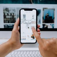 Instagram'da temayı siyah yapma
