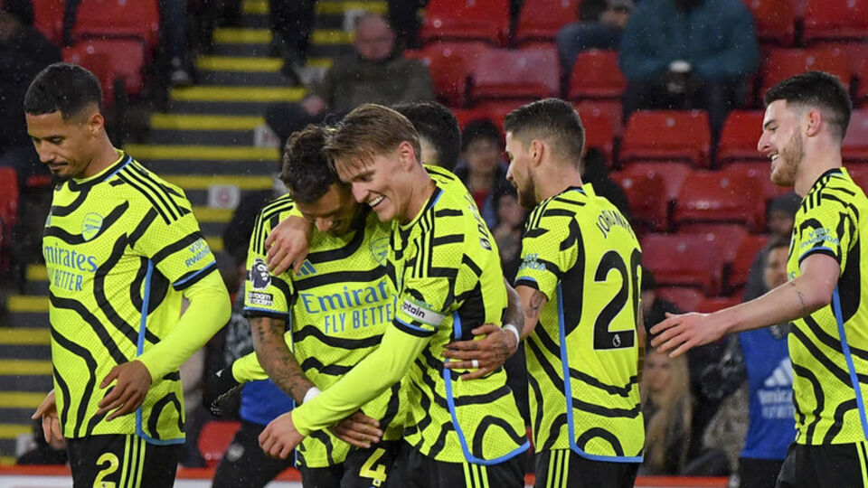 Arsenal gol oldu yağdı!