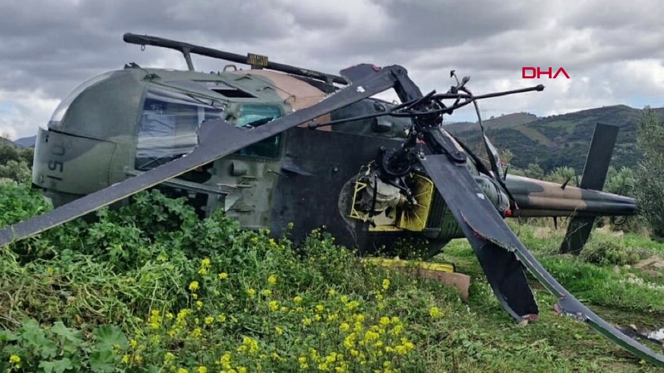 Askeri helikopter zorunlu iniş yaptı