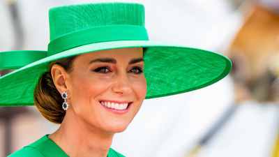 Prenses Kate'in işe dönüşü ertelendi