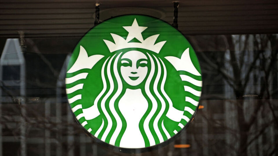 Starbucks çalışanlarını işten çıkarıyor
