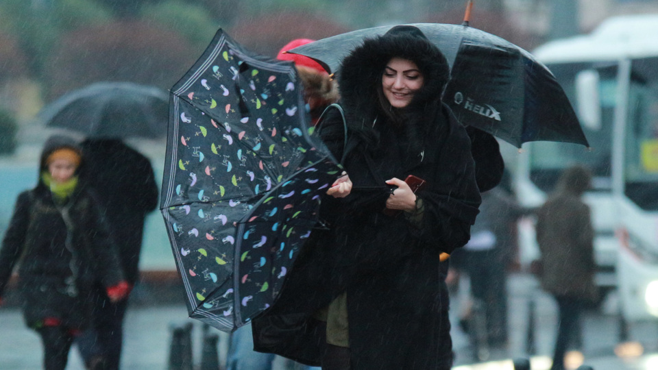 Sağanak ve lodos etkili oluyor! Bu iller dikkat