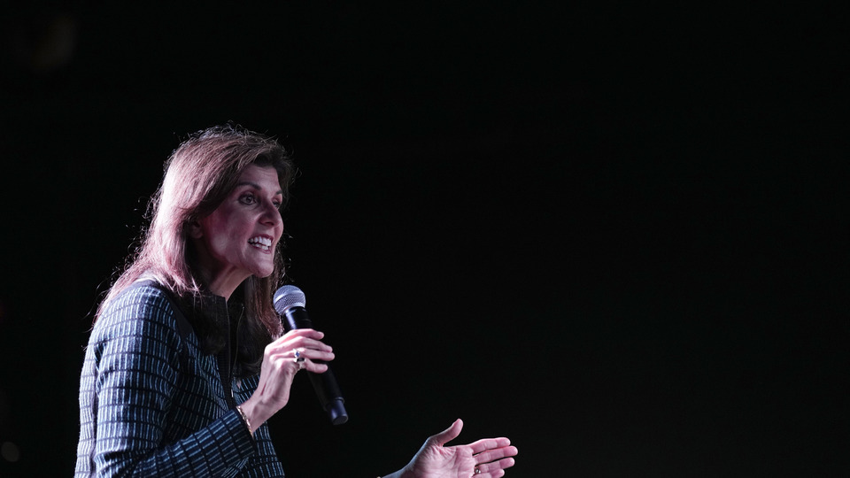 Trump'ın rakibi ön seçimlerden çekiliyor mu?