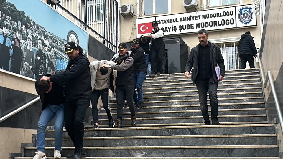 Pes dedirten dolandırıcılık