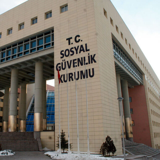 Asgari ücret zammı SGK'ya yaradı