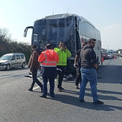 TEM’de zincirleme kaza! Ankara yönü ulaşıma kapandı!
