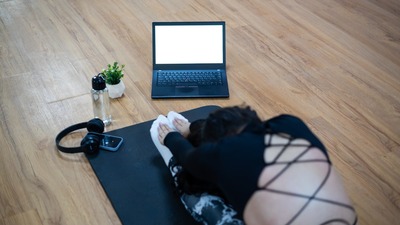 Sakata gelmeyin! Egzersiz videoları, sakatlıklara yol açabilir!