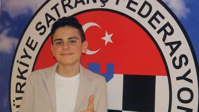 En genç büyük ustanın çifte mutluluğu!