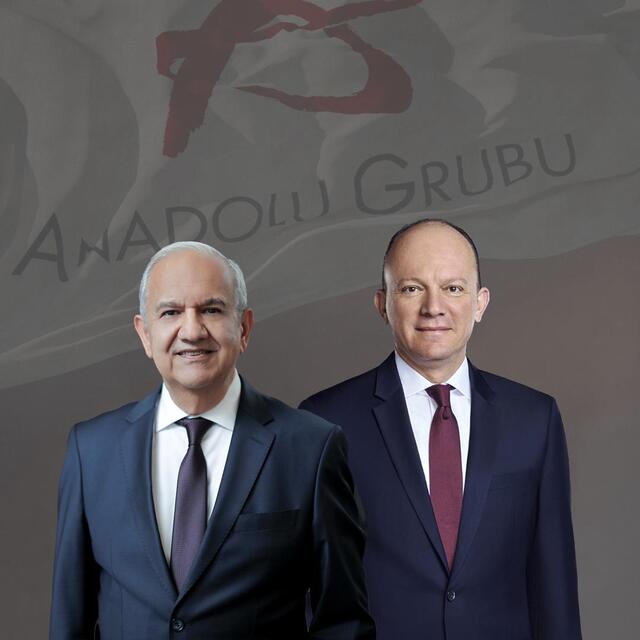 Anadolu Grubu'nda bayrak değişimi