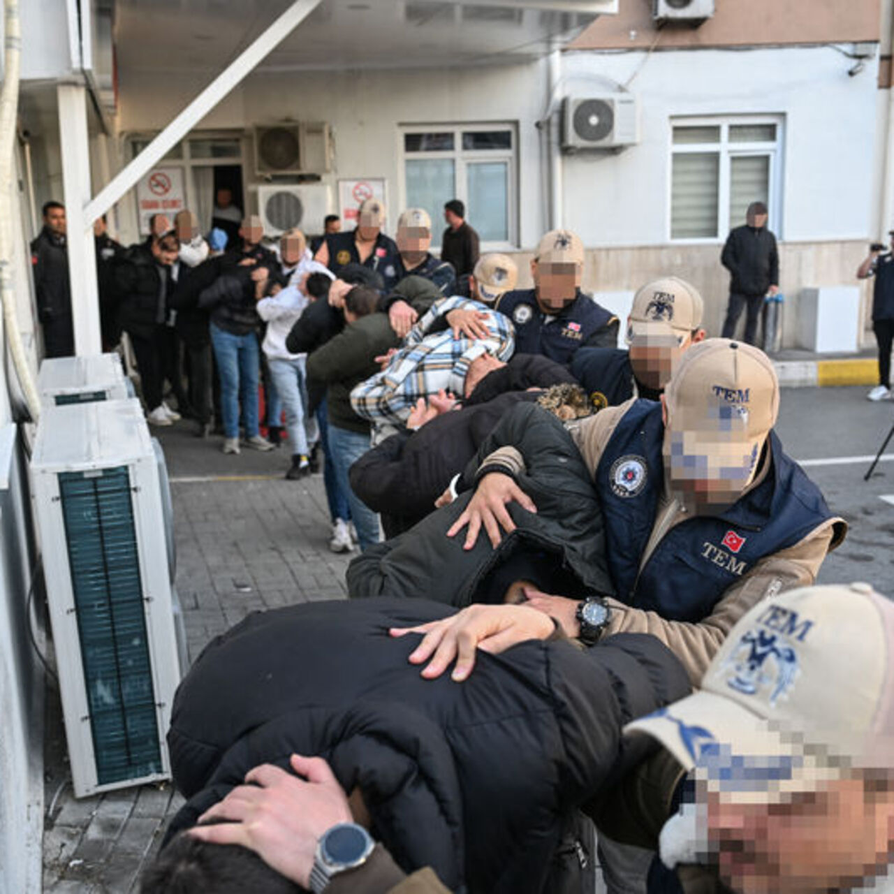 MOSSAD'a bilgi satan 7 şüpheliden 6'sı tutuklandı