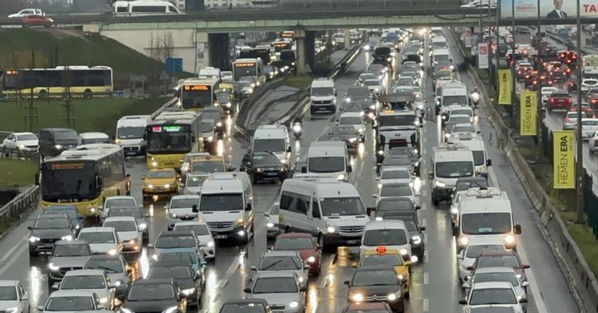 Le trafic est paralysé à Istanbul! Le taux de congestion a atteint 90%