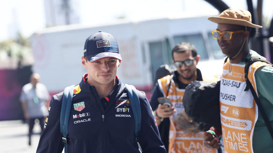 S.Arabistan'da pole pozisyonu Verstappen'in!